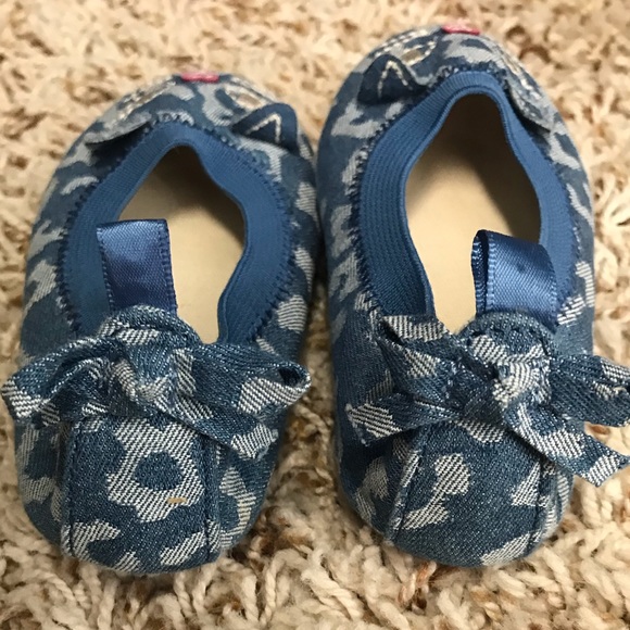 Baby gap size 5 kitty ballet shoes - Picture 4 of 4